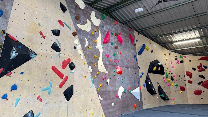 Boulderhalle Karlsruhe Steil beste Halle Platte auf der Empore 